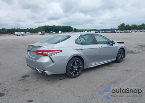 2018 Toyota Camry L/Le/Xle/Se/Xse from USA, damaged, VIN 4T1B11HK5JU578408